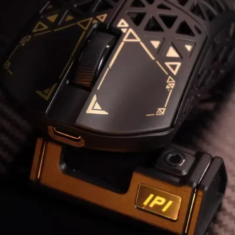 IPI NEW Float Hollow Out 3-Mode Wireless E-sport Gaming Mouse 8000Hz PAW3395 Carbon Fiber Customize Mice PC Gaming Accessories